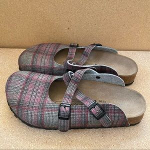 Birkenstock women’s check pattern  clog sandals 11